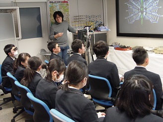 古川学園中学校　見学風景